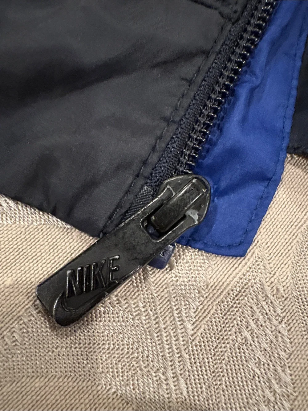 Nike lightweight jacket